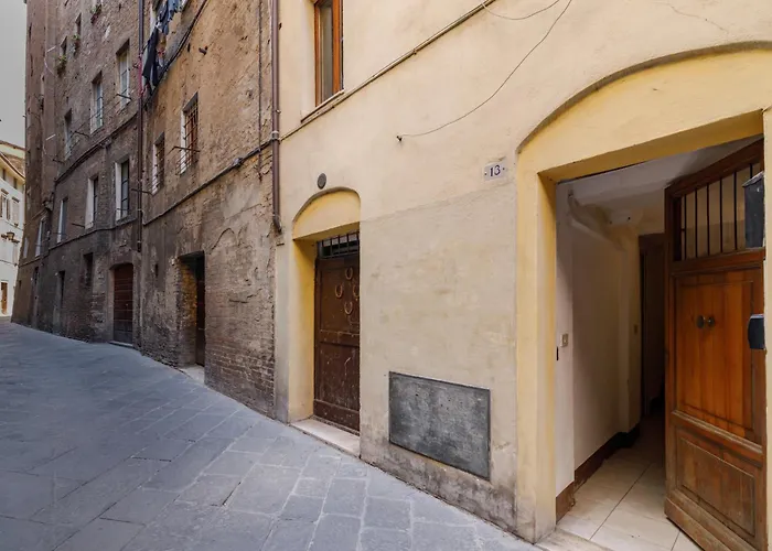 Duomo Chic Apartment *